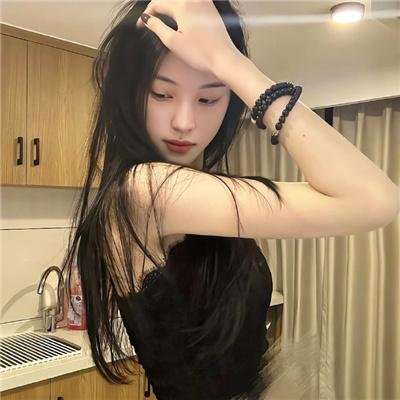 赤裸朱丽叶